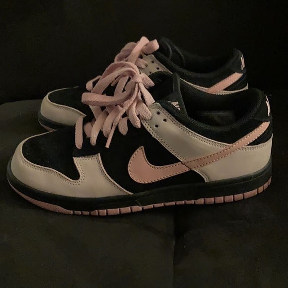 Nike dunk low women’s rare - Picture 1 of 3